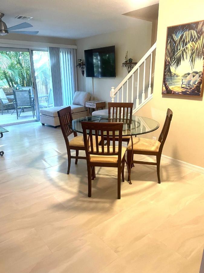 Coastal Townhome In Jupiter 1 Mile To Beach! Dış mekan fotoğraf