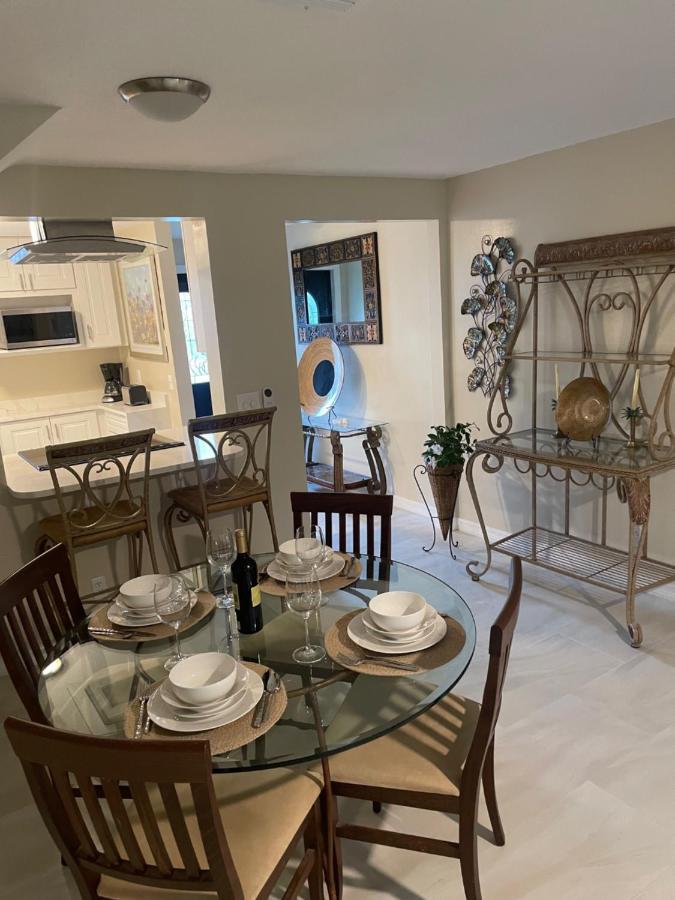 Coastal Townhome In Jupiter 1 Mile To Beach! Dış mekan fotoğraf